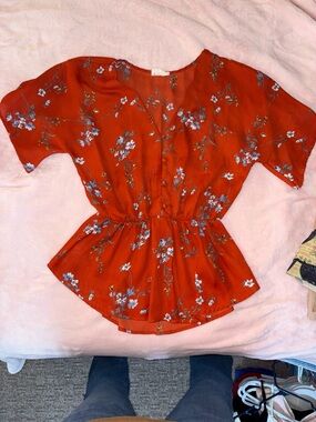 Sienna Sky Rust Red Floral Short Sleeve Peplum Blouse